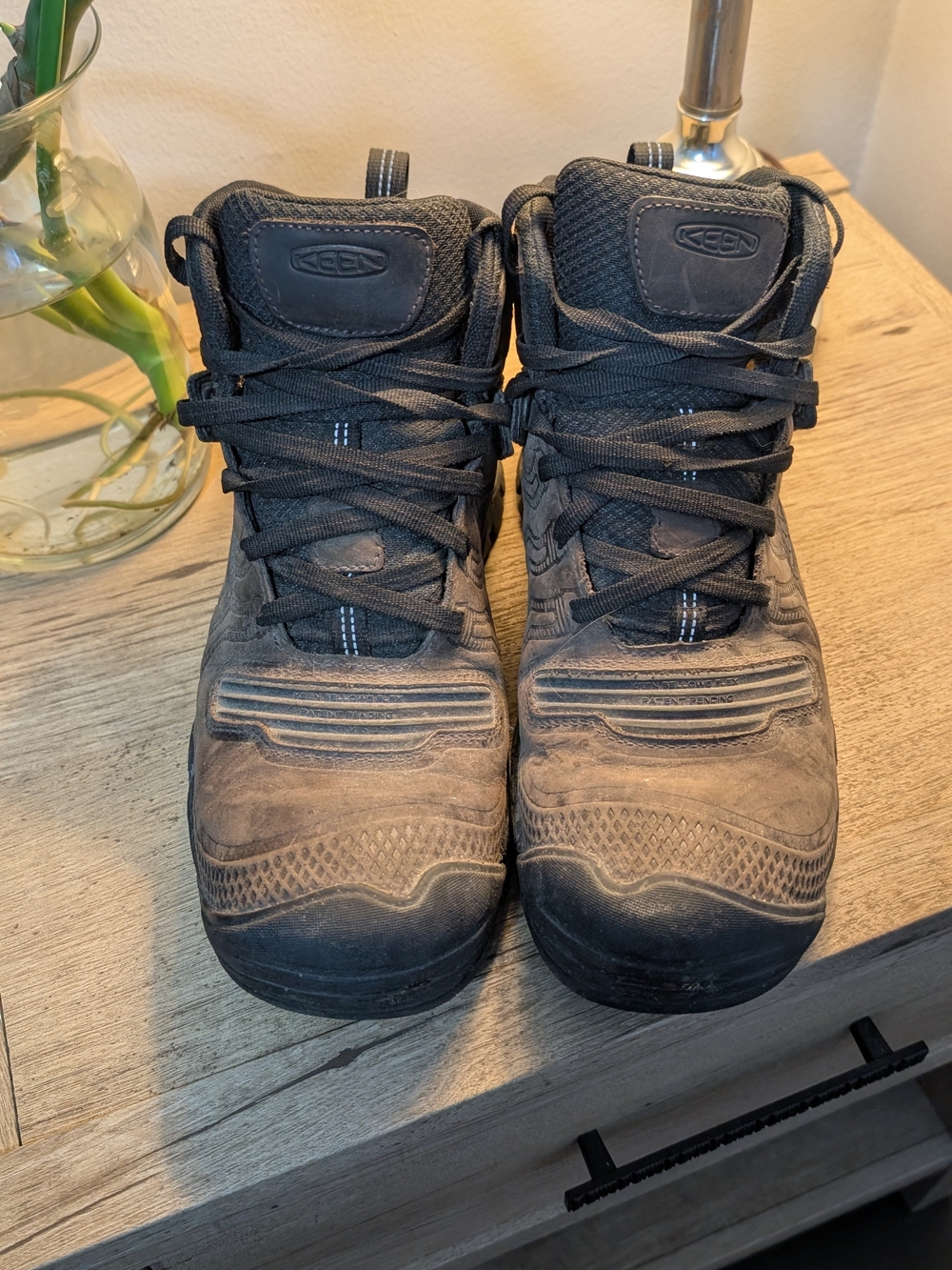 KEEN Men's Black/Tan Work Boots